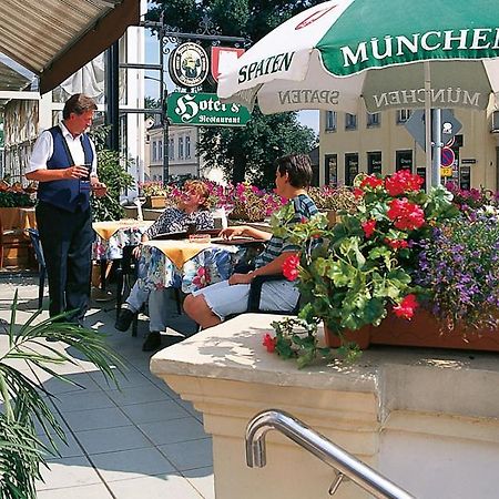 Hotel - Restaurant Kurhaus Klotzsche Dresden Eksteriør billede