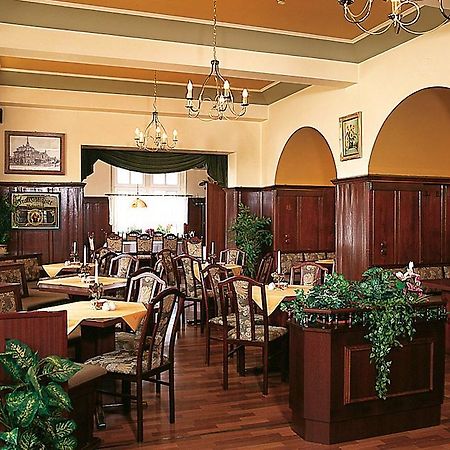 Hotel - Restaurant Kurhaus Klotzsche Dresden Eksteriør billede